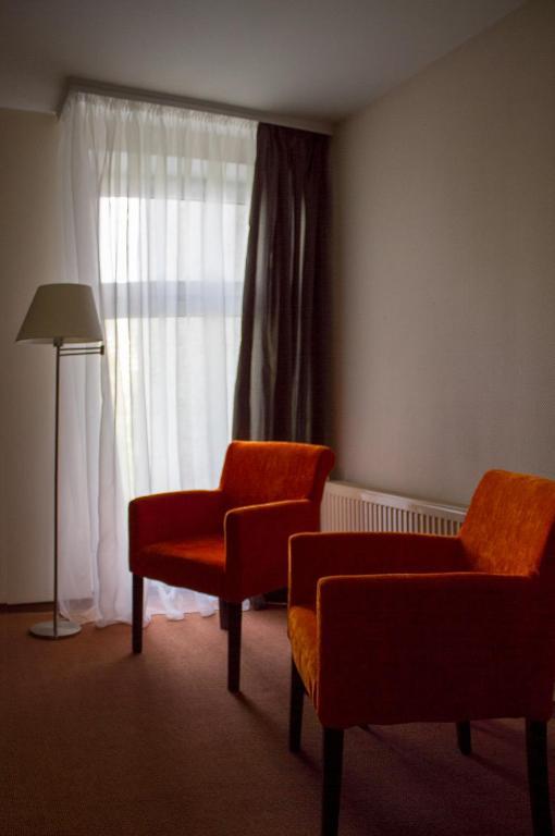 Hotel Mirniy Resort Odessa Rum bild